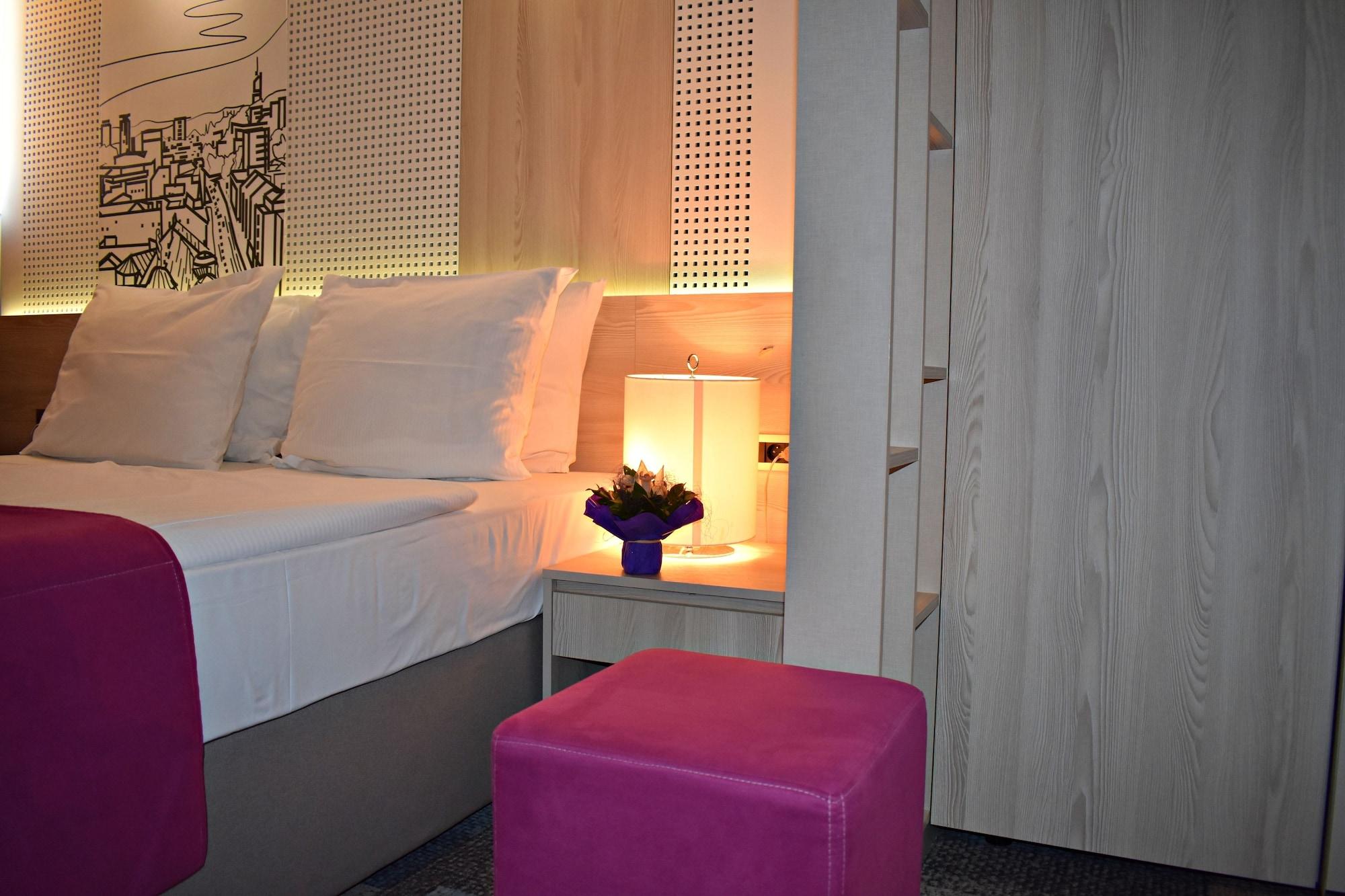 Hotel Cosmopolit Sarajevo Luaran gambar