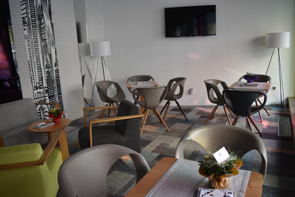 Hotel Cosmopolit Sarajevo Luaran gambar